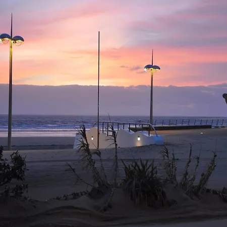 Prázdninový dům Maison Familiale A Deux Pas De La Plage, Ideale Pour 6 Pers. Avec Terrasse A Jean De Monts - Fr-1-323-480 *