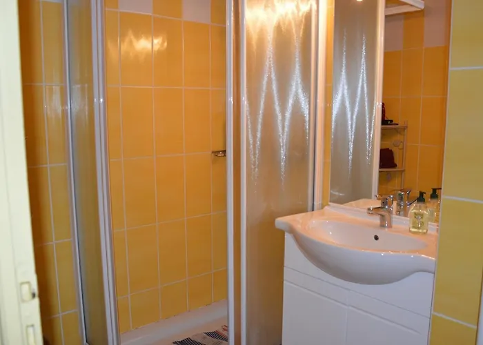 Prázdninový dům Maison Familiale A Deux Pas De La Plage, Ideale Pour 6 Pers. Avec Terrasse A Jean De Monts - Fr-1-323-480 *